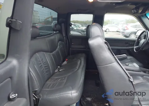 2002 Chevrolet Silverado 1500 Lt from USA, damaged, VIN 2GCEK19T521183504